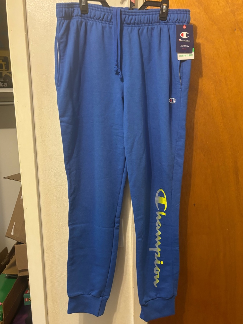 Champion Men’s X-LARGE Royal Blue Jogger Sweatpants with Yellow Logo.  NWT